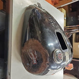 Harley 5 Gallon 2008-2010 HERITAG SOFTAIL Classic FATBOY Lo Fuel Black 61625-08