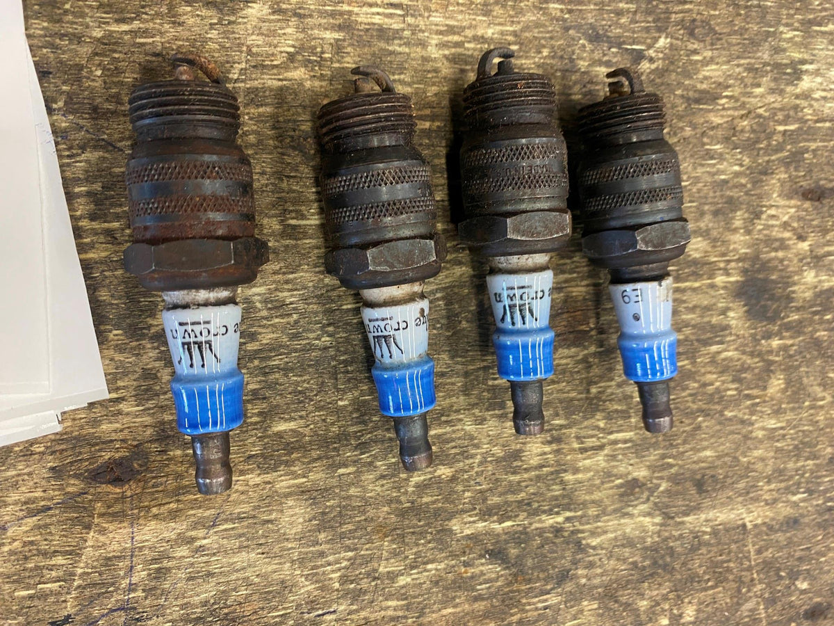 Blue Crown Spark Plugs For 331 Hemi Engine