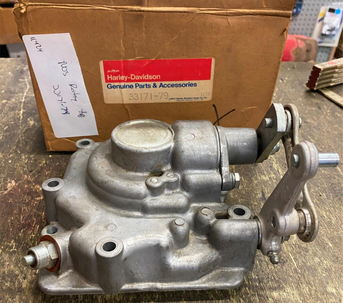 レトロ　Propellerhead Reason 4 NOS OEM Factory Harley 4-Speed Transmission Rotary Cow Patty