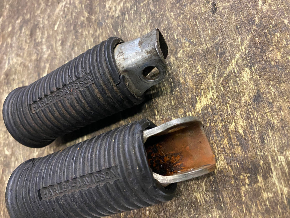 Rubber Footpeg Set For Harley Ironhead / Shovelhead / Sportster / FX – Driver Pegs