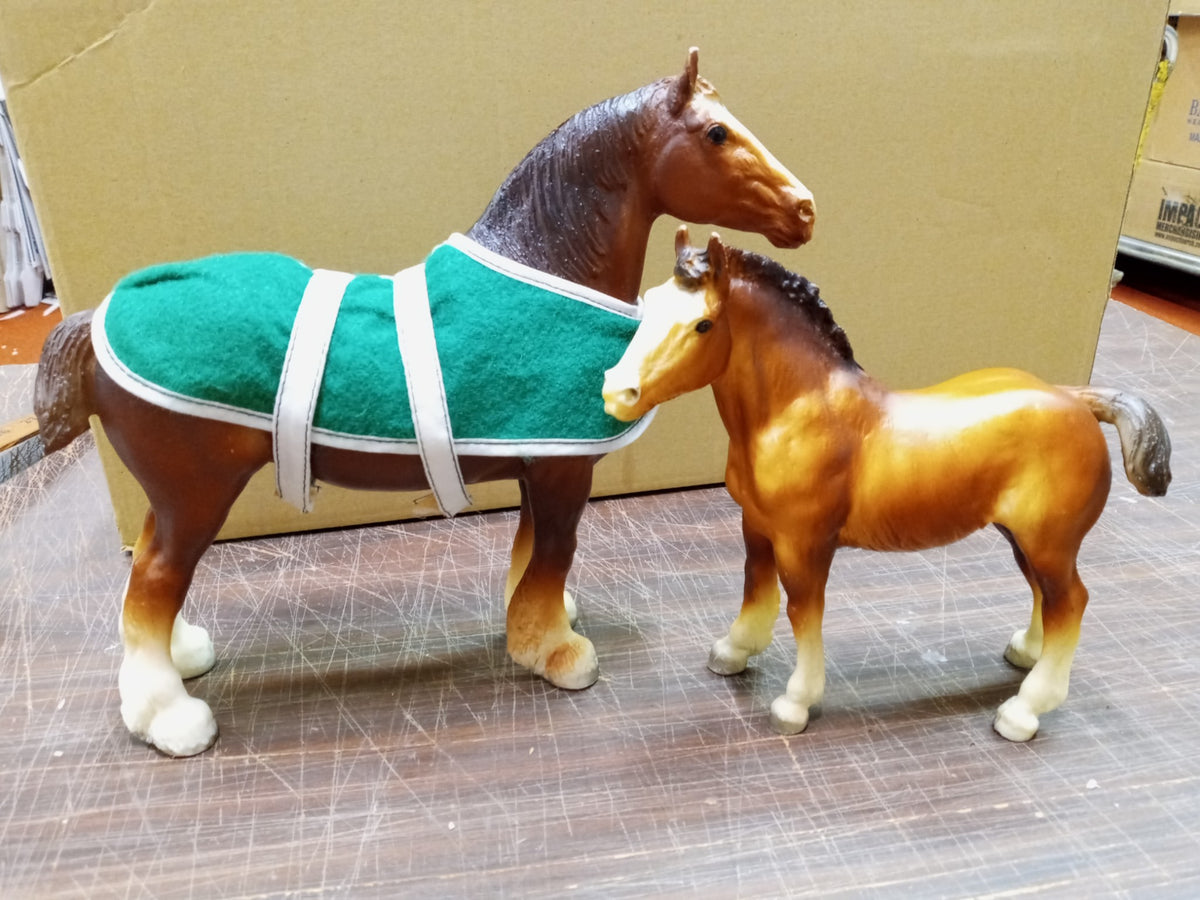 Breyer Moldings Clydesdale Mare & Foal Gift Set good #1487