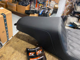 Extended Reach Step-Up Seats SADDLEMAN Road Street Glide 2008^ FLH BAGGER