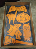 Vtg 6 Piece Tric or Treat Cooky Cookie Cutters Halloween Holiday Metal Orig Box!