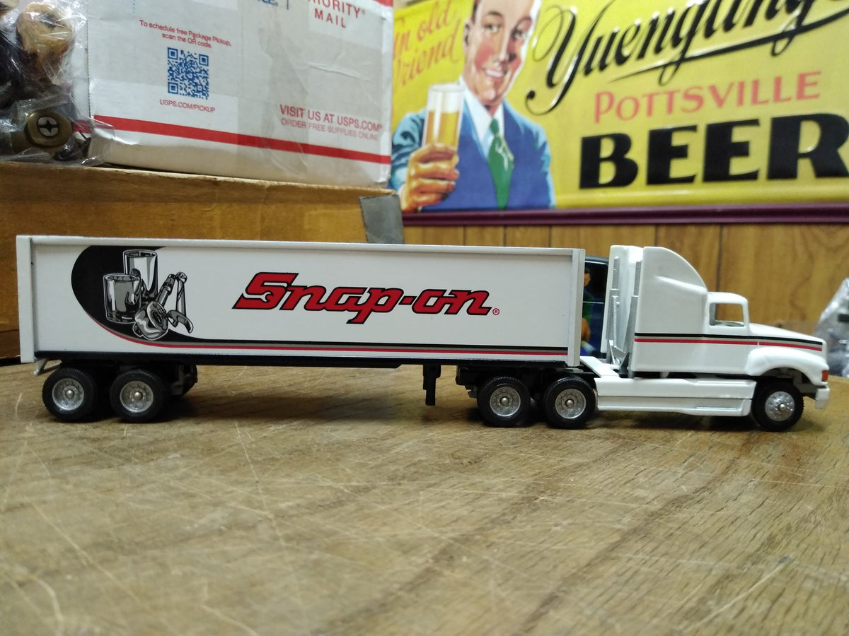 64 Scale Snap On Toy Truck International DuraStar Flatbed Truck