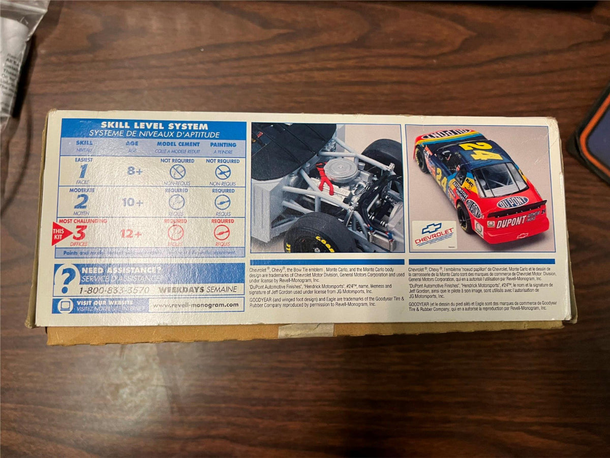 VTG Revell Monogram Jeff Gordon #24 Chevy Monte Carlo Car