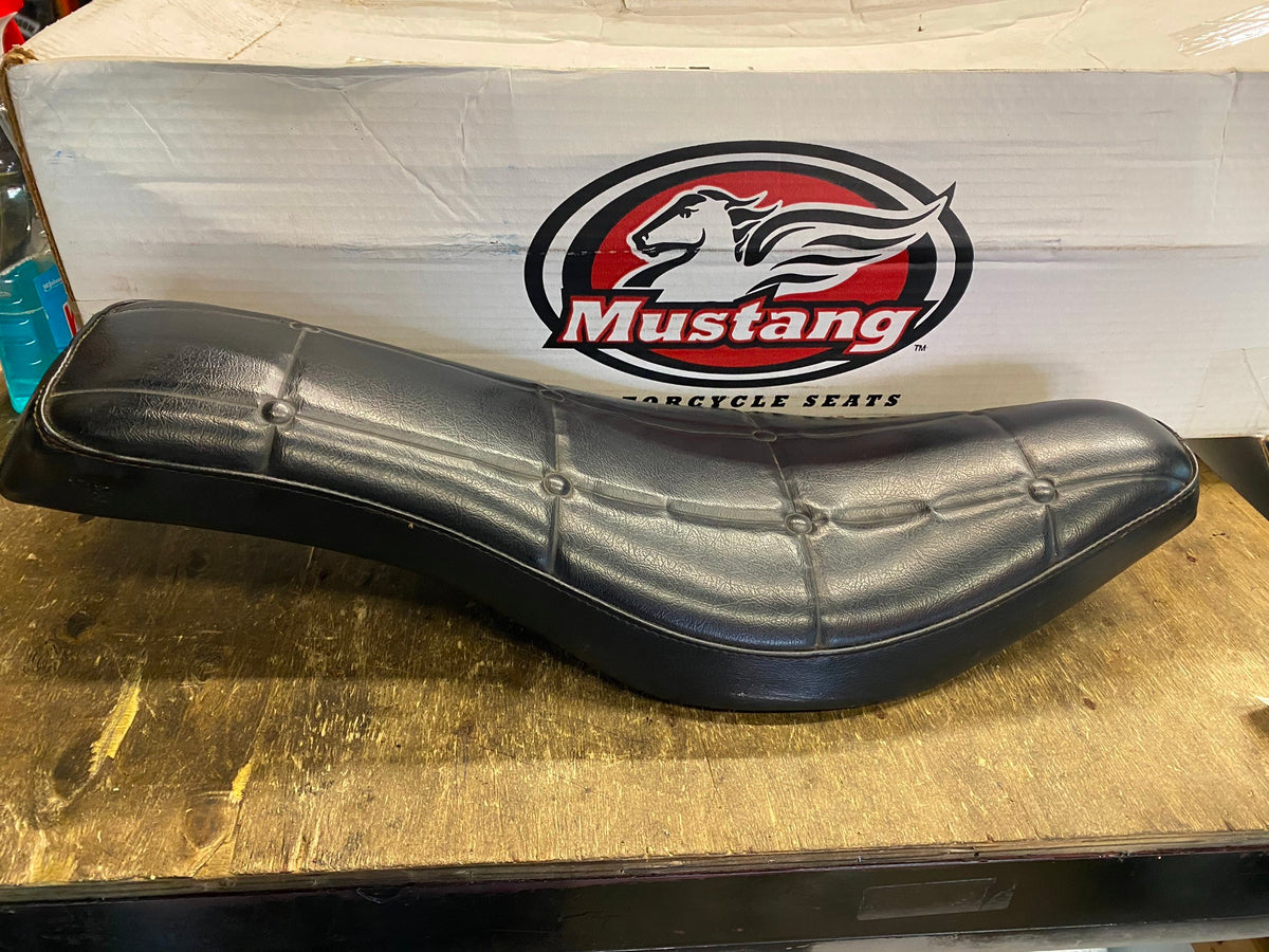 Factory Cobra Low Profile Seat Harley Ironhead Sportster Xlh Xlch