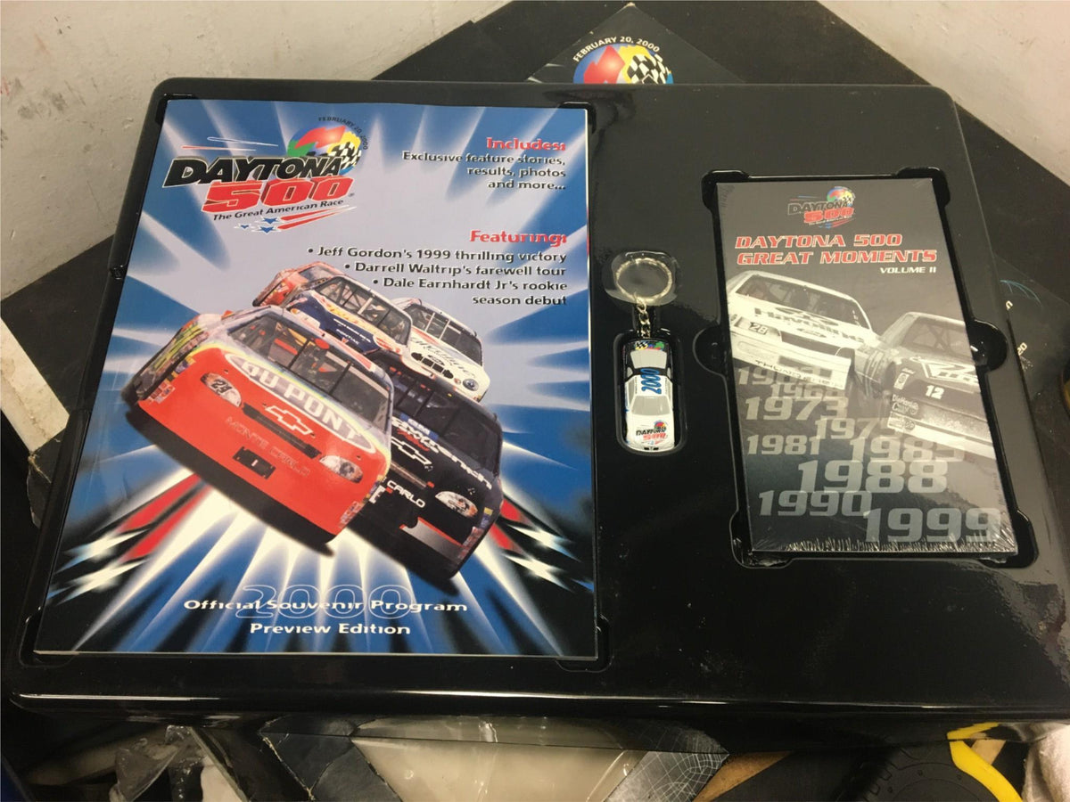 Daytona International Speedway Spinner Keychain