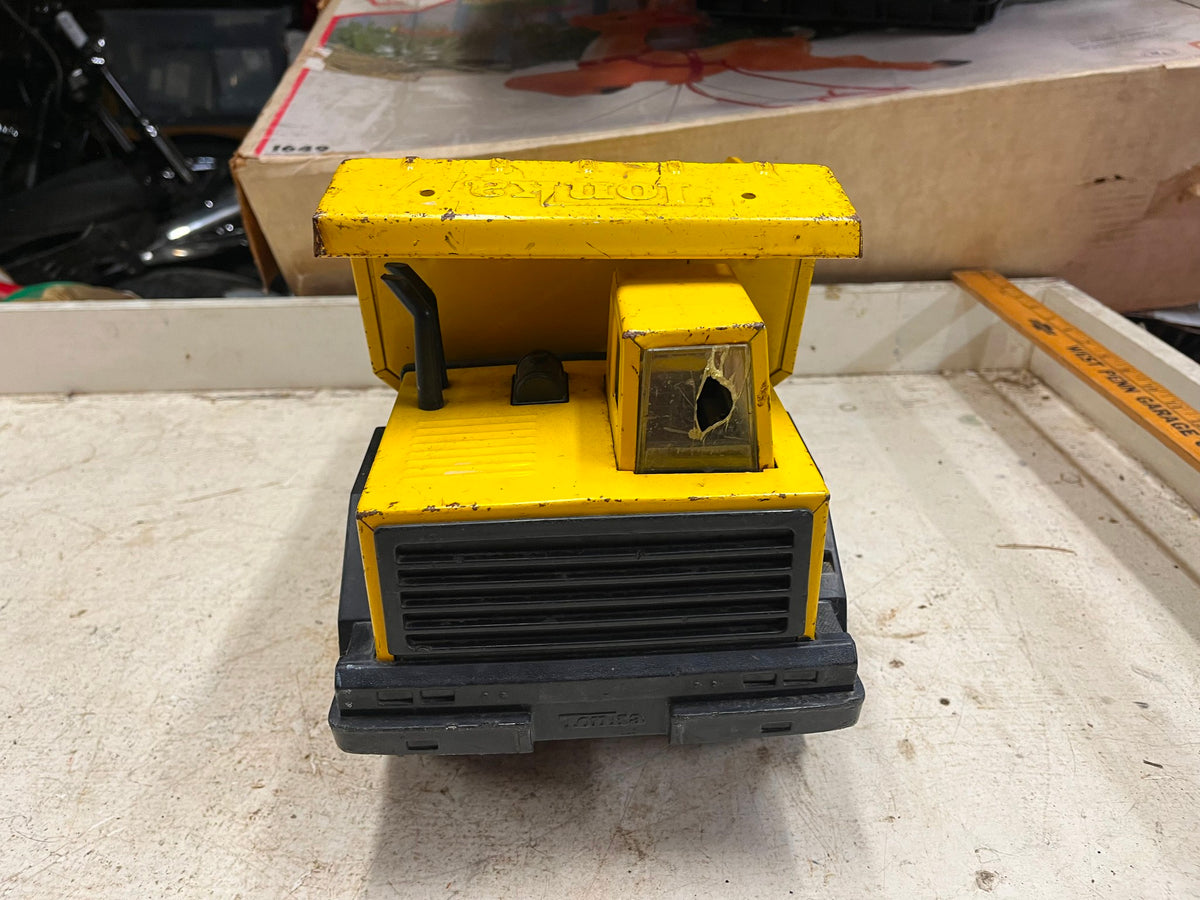 Vintage 80s Tonka Turbo Diesel Dump Truck XMB-975 Pressed
