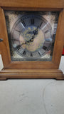 Vintage 1977 Seth Thomas Bracket Mantel Clock Model E687-112 Battery Strike