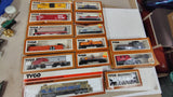 Vintage Tyco HO Scale Model Train Lot Locomotive Caboose Tanker Freight Cars NIB