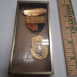 1970 25 Yards Offhand First Place Medal Old Westmoreland Rifles Box Blackinton