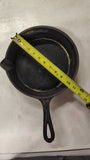 Antique Gate Mark 10.5" Cast Iron Skillet Single Spout Frying Pan 1800s