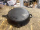 Vintage Cast Iron Skillet No. 5 Heat Ring Double Pour Spouts Round 10" 27cm wood