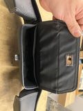 Fairing Pouch Windshield Bag 3 Pocket Harley Touring Street Ultra Clas glide FLH