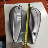 Harley 2007 FLHX PEWTER DENIM NO P/S Street Glide Embl Gas Fuel Tank 61351-07CHH