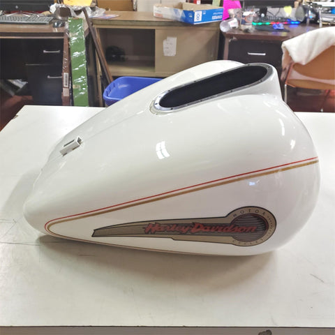 Harley 2005 FLHTCUI Billiard Whit ULTRA CLASSIC Electra Road Glide Gas Fuel Tank