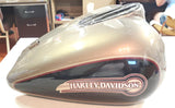 OE 2005 FLHTC Vivid Black Smokey Gold ELECTRA GLIDE CLASSIC Gas Tank 61360-05BJH
