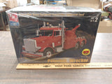 AMT ERTL Red Peterbilt Wrecker Truck Model 1:25 Scale Vintage Collectible