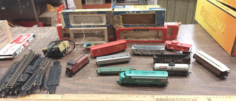 10 Piece Lot Tyco Penn Central Virginian Train Set Track Locomotive Untested