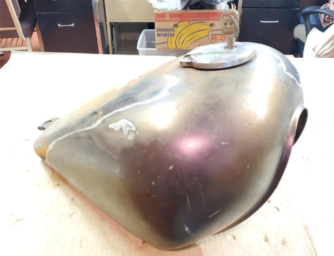OEM VTG 1985 - 1990 KAWASAKI 454 LTD EN 450A 3 gallon Gas Tank Reservoir Cap Key
