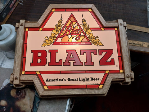 Vtg 1977 Blatz America's Great Light Beer Lighted Advertising Sign Working Plast