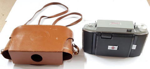 vtg KODAK TOURIST II CAMERA W/ORIGINAL LEATHER CASE PHOTOGRAPHY PHOTO