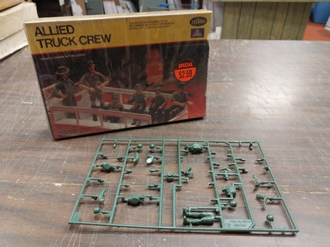 1/35 Testors Italeri Allied Truck Crew Incomplete Model Kit #844 Plastic Parts