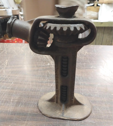 Antique Car Jack Auto Specialties MFG 00? St Joesph Nick No 41?  5J340?