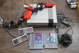 VTG 1985 Nintendo NES-001 Console Controller Super Mario Duck Hunter Bundle Game