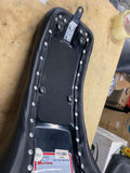 Day Tripper Seat Mustang Harley 00-06 Softail Heritage Fatboy Std Tire Low Profi