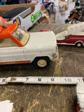 Vintage Tonka Jeep Wagoneer Rescue Ambulance Pressed Steel Toy White Orange