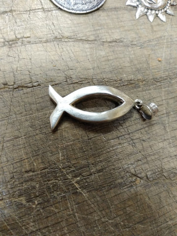 Vtg 925 Sterling Silver Christian Fish Ichthys Necklace Pendant Charm 1.5 inch