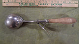 VTG Antique Gilchrist No. 31 Wood Handled Ice Cream Scoop Size 12