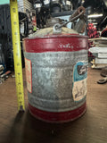 Vintage Reeves 1-gallon galvanized utility fuel can