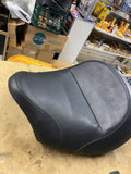 03-08 Kawasaki VN1600 Vulcan Classic Front Driver Seat 53066-0020 nice