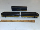 Kato Athearn HO Northern Pacific F7 Diesel 3-Unit Set Powered B Unit ABA Consis