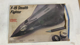 Vintage 1986 Testors F-19 Stealth Fighter 1/48 Scale Plastic Model Kit 595
