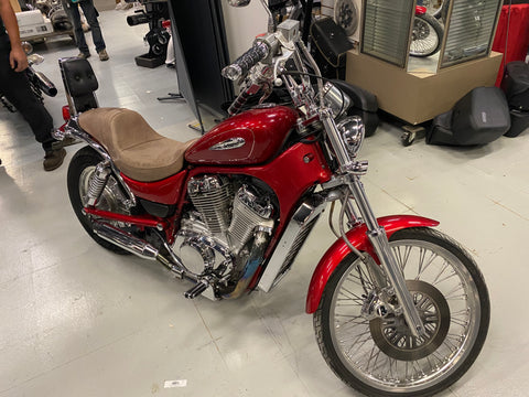 Red Suzuki Intruder 800 Motorcycle on a Sunny Day. Rigt View Editorial  Stock Photo - Image of suzuki, road: 155476893