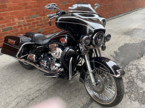 2005 Harley Davidson FLHTCUI Ultra Classic Shrine