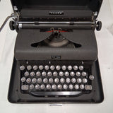 1939-1941 Royal Arrow Typewriter Case | Black Crinkle Finish Hemingway Portable!