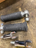 Passenger Pegs Harley Heritage Softail Fatboy fxst OEM Clevis Rubber Footpegs PR