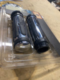 Harley OEM Handlebar Grips Nostalgic Heritage Softail Touring Sportster End caps