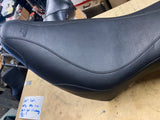 Day Tripper Seat Mustang Harley 00-06 Softail Heritage Fatboy Std Tire Low Profi