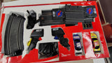 SCX Compact NASCAR Tri-Oval Superspeedway 1:43 Slot Car Racing Set 31650 Complet
