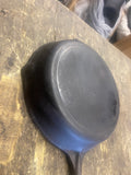Vintage Cast Iron Skillet No. 5 Heat Ring Double Pour Spouts Round 10" 27cm wood