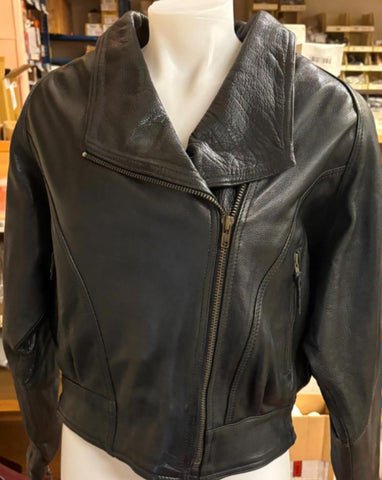 NEW UNIK ULTRA LADIES APPAREL LEATHER JACKET SIZE MEDIUM ZIP OUT LINER