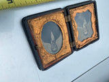 Union Soldier Tin Type Pictures Beehive Motif Daguerrotype Case Civil War 1860's