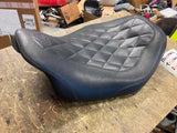 Mustang 76694 Wide Tripper 2008^ Harley Road King Street Glide FLH Bagger solo!
