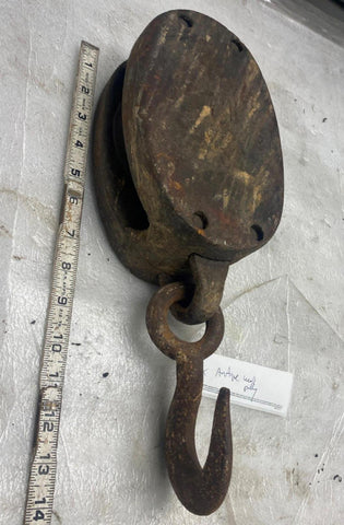 Vtg Antique Tall ship Sail Boat Riggin Block Tackle Pulley Wood Metal Cast Hook