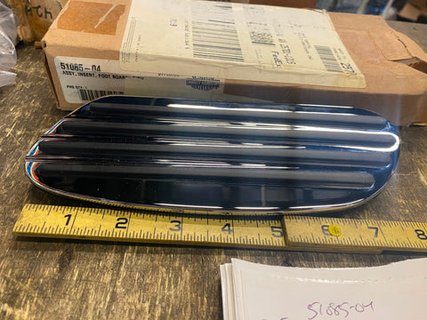 NOS CVO HARLEY DAVIDSON Passenger Footboard Insert 50358-04 Stealth Chrome Glide